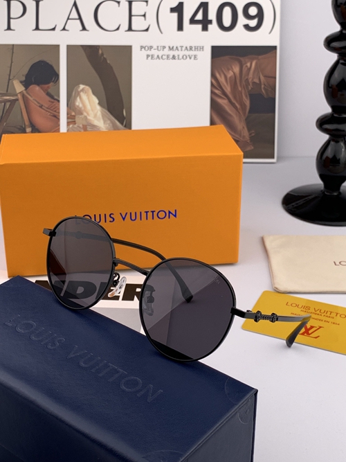 ルイヴィトンサングラス側面デザイン